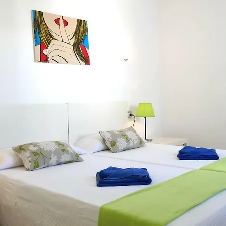 Puerto Del Carmen With Sea Views * 蒂亚斯